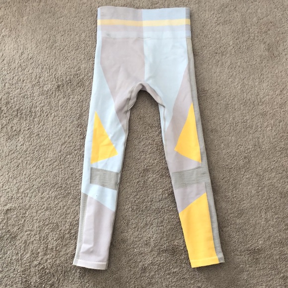 Nike Women's Sculpt Icon Clash Seamless Tights - Picture 5 of 6